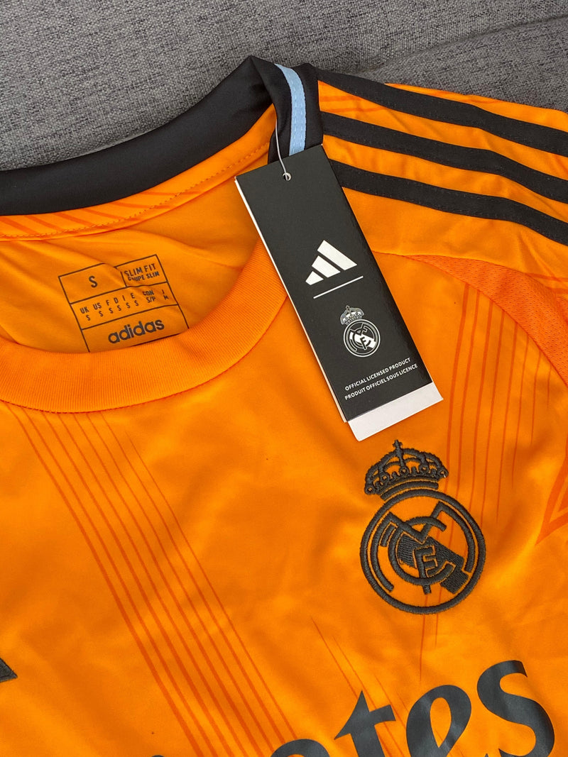 🛍️ ¡ÚLTIMAS UNIDADES! | ⚽ Camiseta Barcelona, Real Madrid y Millonarios | 🔥 ¡Compre 2 y obtenga un 50% de descuento en la segunda unidad!